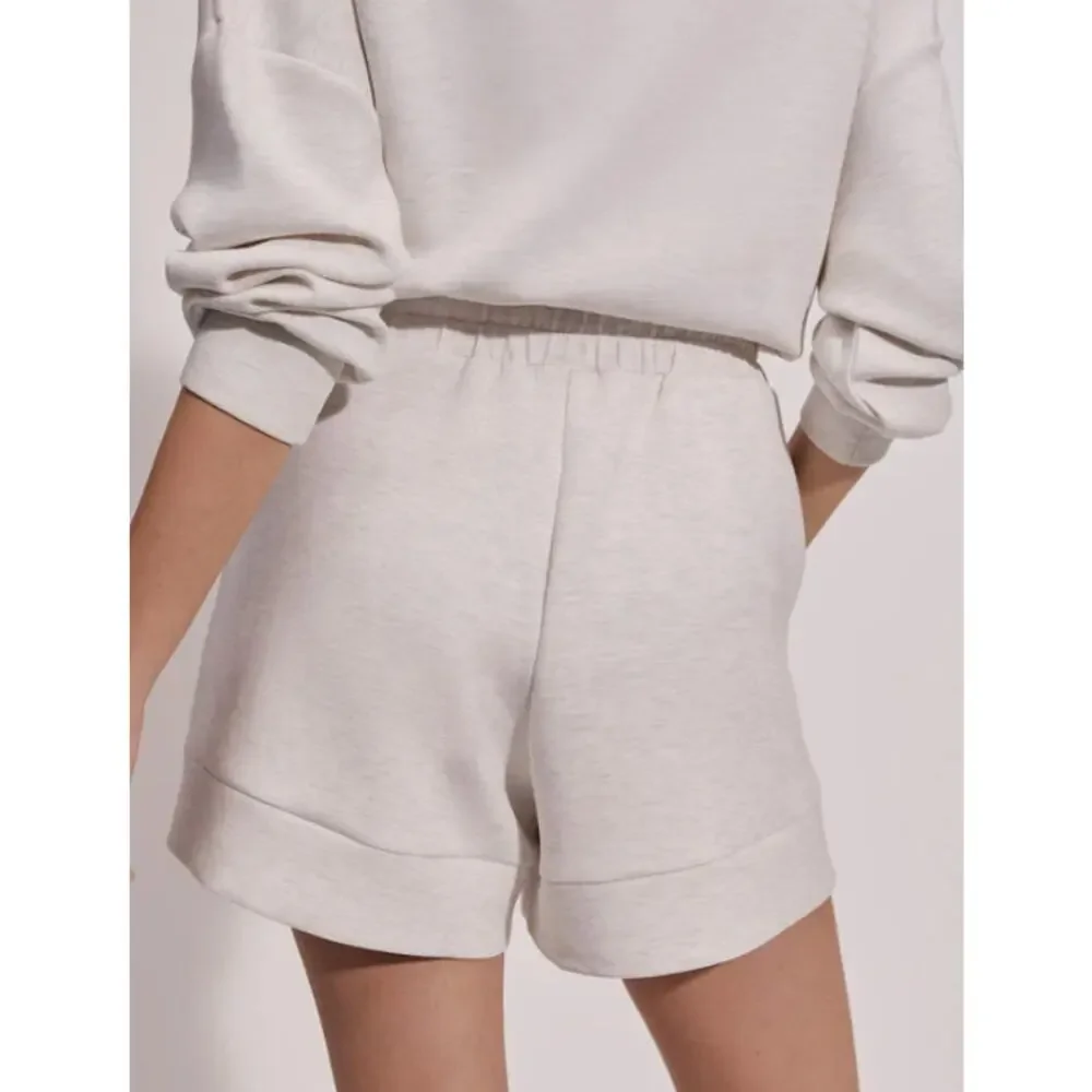VARLEY Women's Atrium High Rise Shorts XS Ivory Marl 4.5" Inseam DoubleSoft NWT - Picture 3 of 12